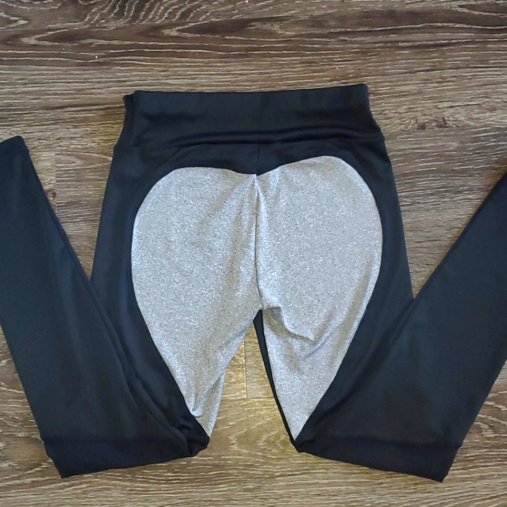 Heart Butt Leggings